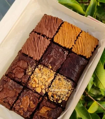 Box of assorted Biscoff, Nutella, hazelnut and chocolate brownies